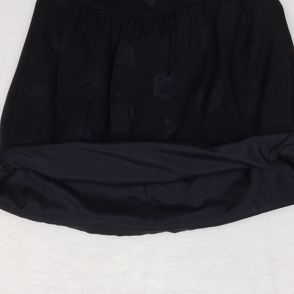 Loft Lined Mini Skirt Size Medium in Black‎ w/ Damask Style Print - Picture 5 of 11